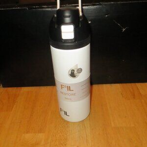 FIL Restore 24oz Stainless Steel Mug With Straw/Push Button Lock, Snow